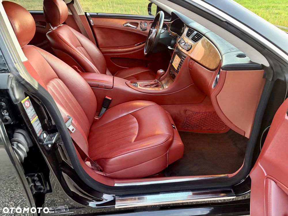 Mercedes-Benz CLS - 27