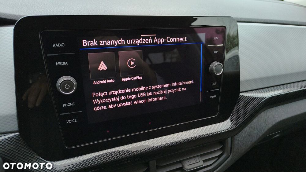 Volkswagen T-Cross - 19