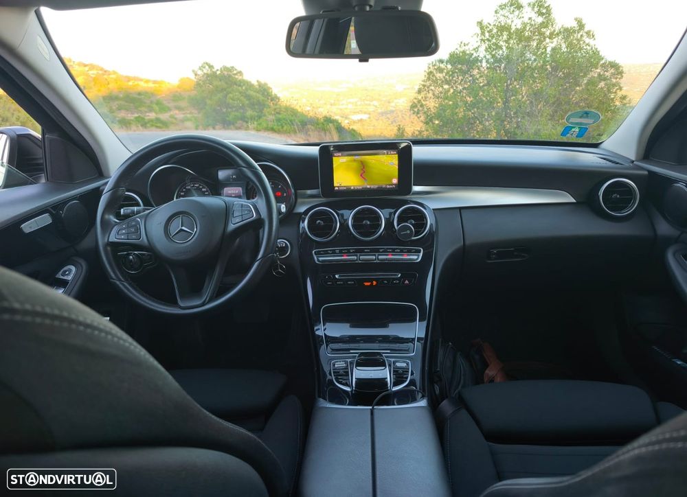Mercedes-Benz C 220 - 17
