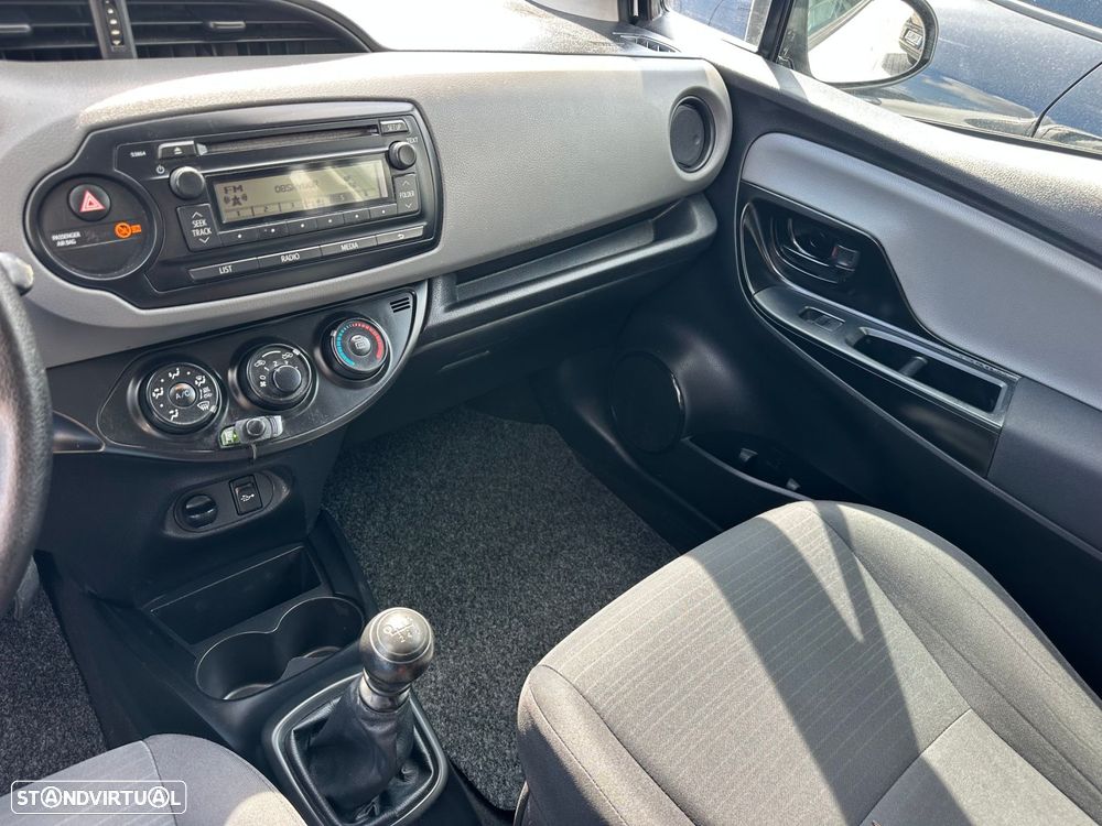 Toyota Yaris 1.4 D-4D AC - 11