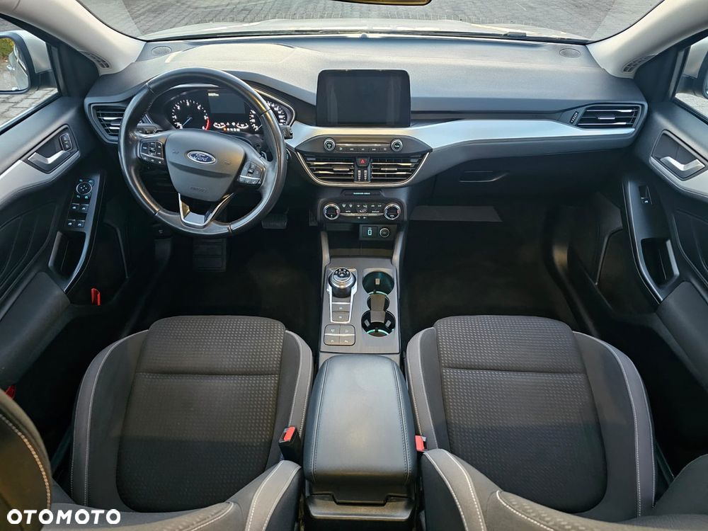 Ford Focus 1.5 EcoBlue Start-Stopp-System COOL&CONNECT - 9