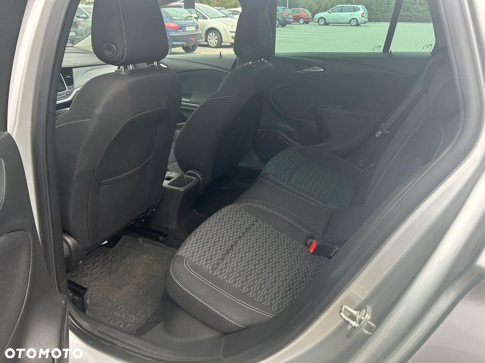 Opel Astra V 1.4 T Dynamic - 8