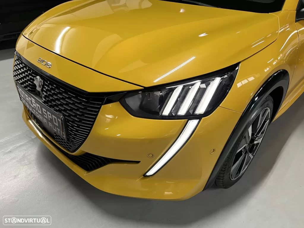 Peugeot 208 1.2 PureTech GT - 4