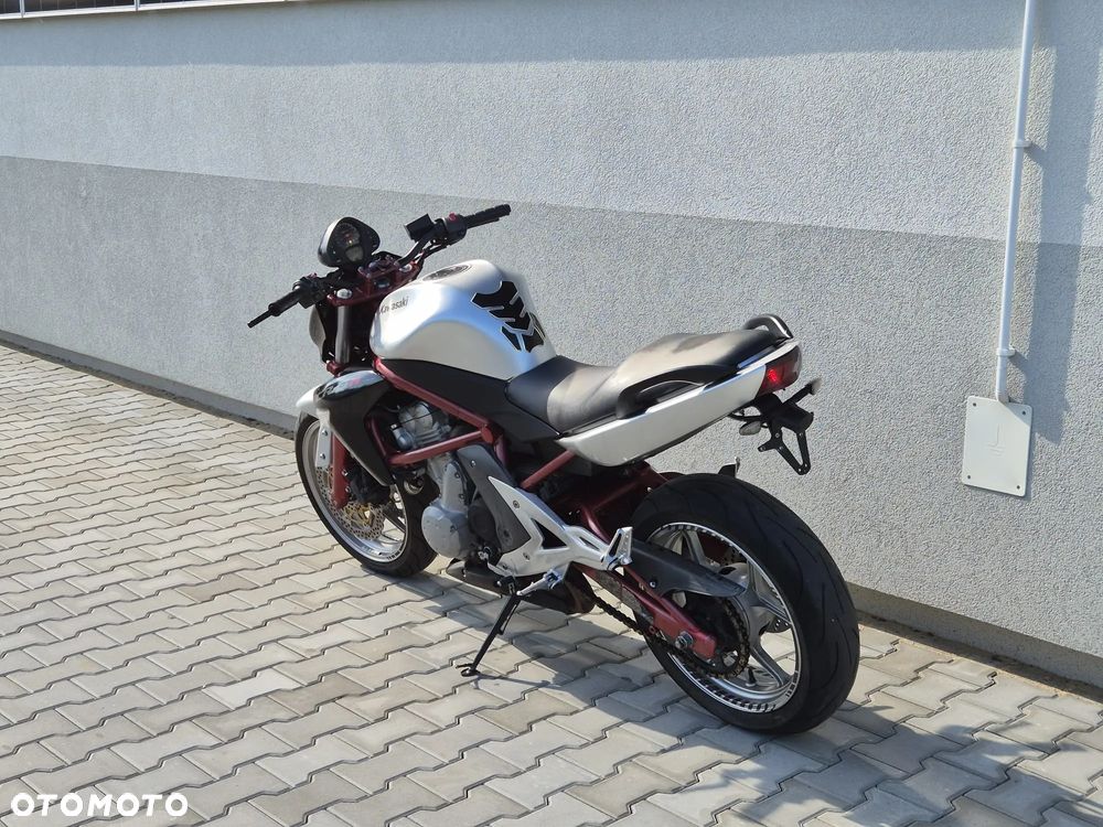 Kawasaki ER - 6