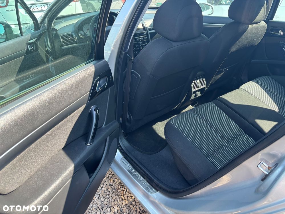 Peugeot 407 2.0 Premium - 30