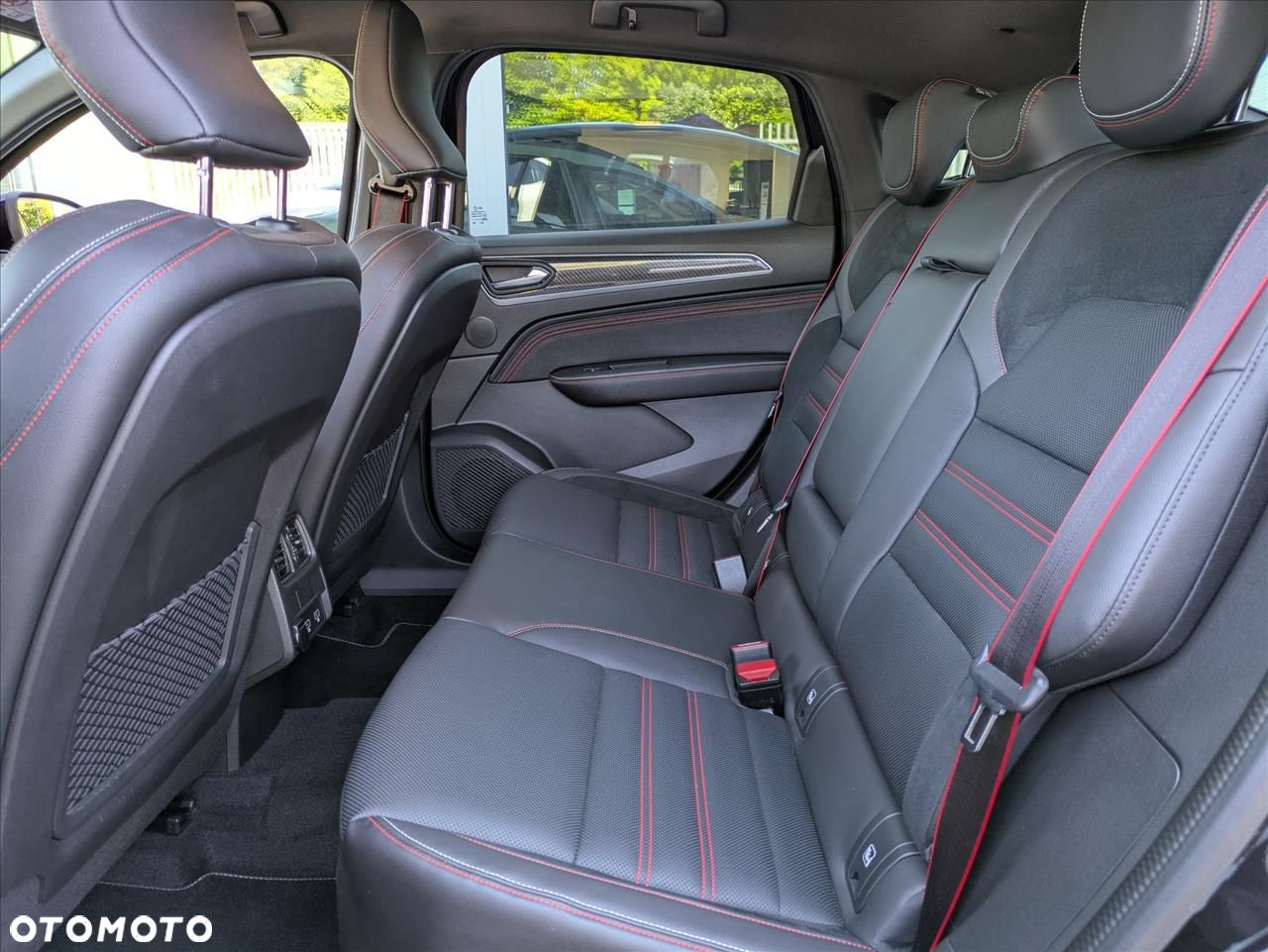Renault Arkana 1.3 TCe mHEV R.S Line EDC - 19