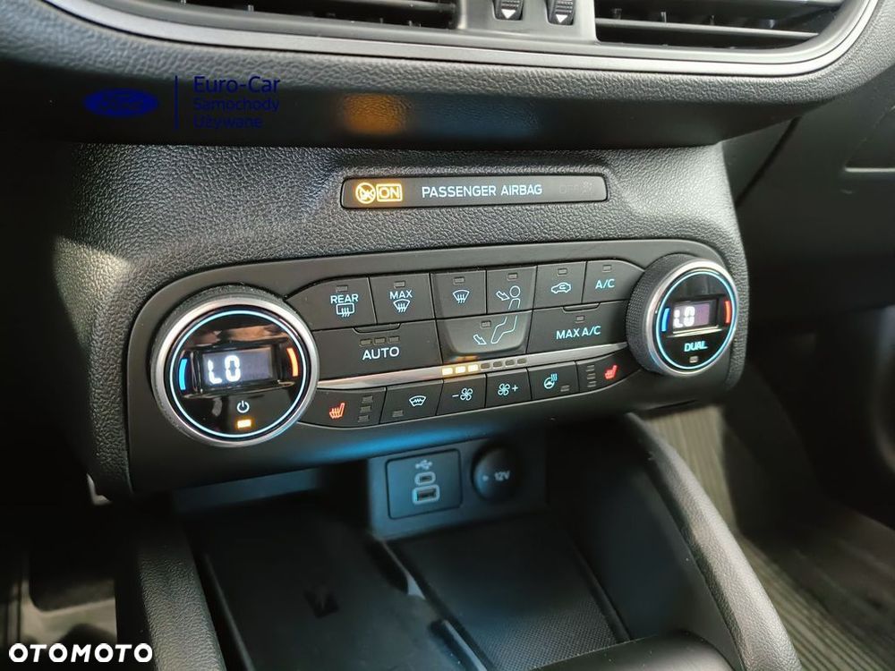Ford Focus 1.5 EcoBlue Start-Stopp-System ST-LINE STYLE - 23