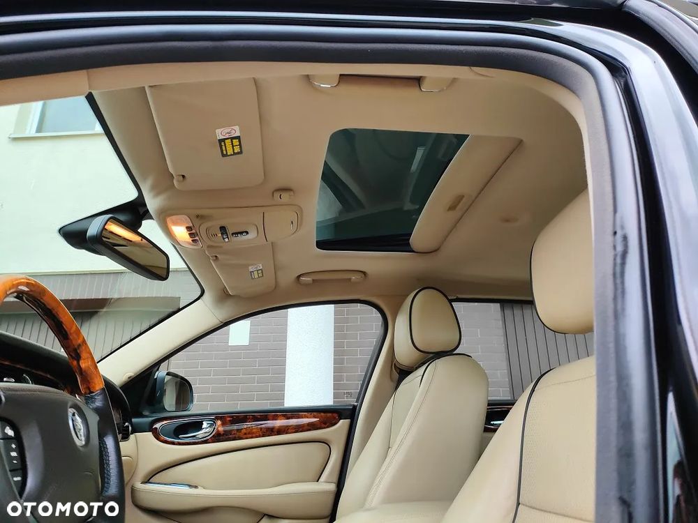 Jaguar XJ XJ8 4.2 Executive - 22