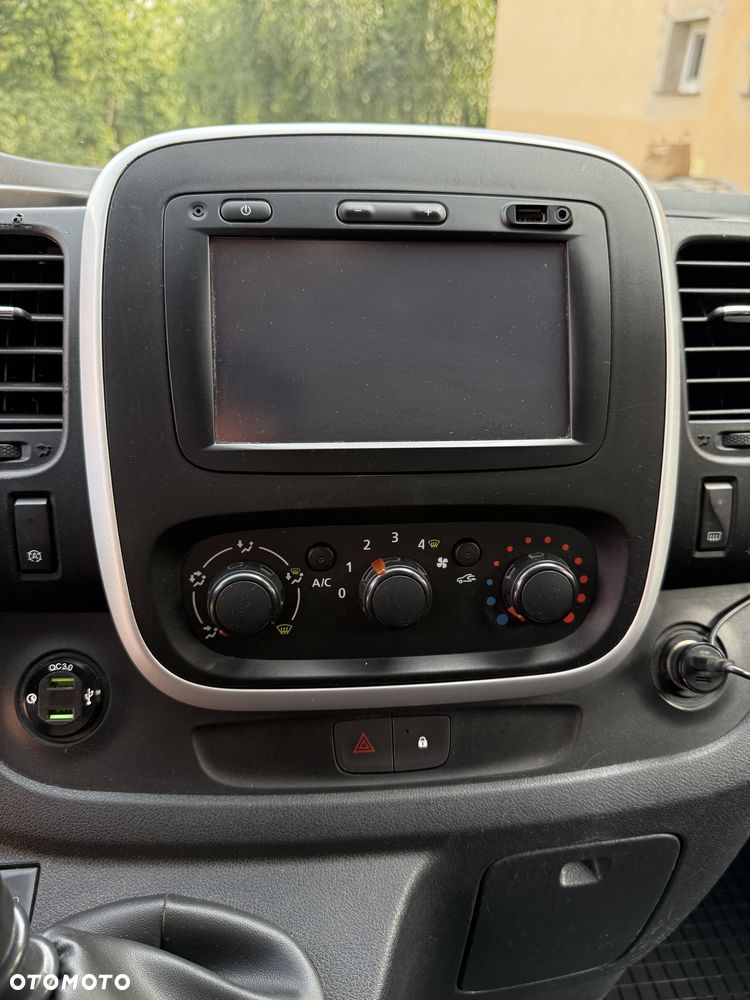 Renault TRAFIC - 15