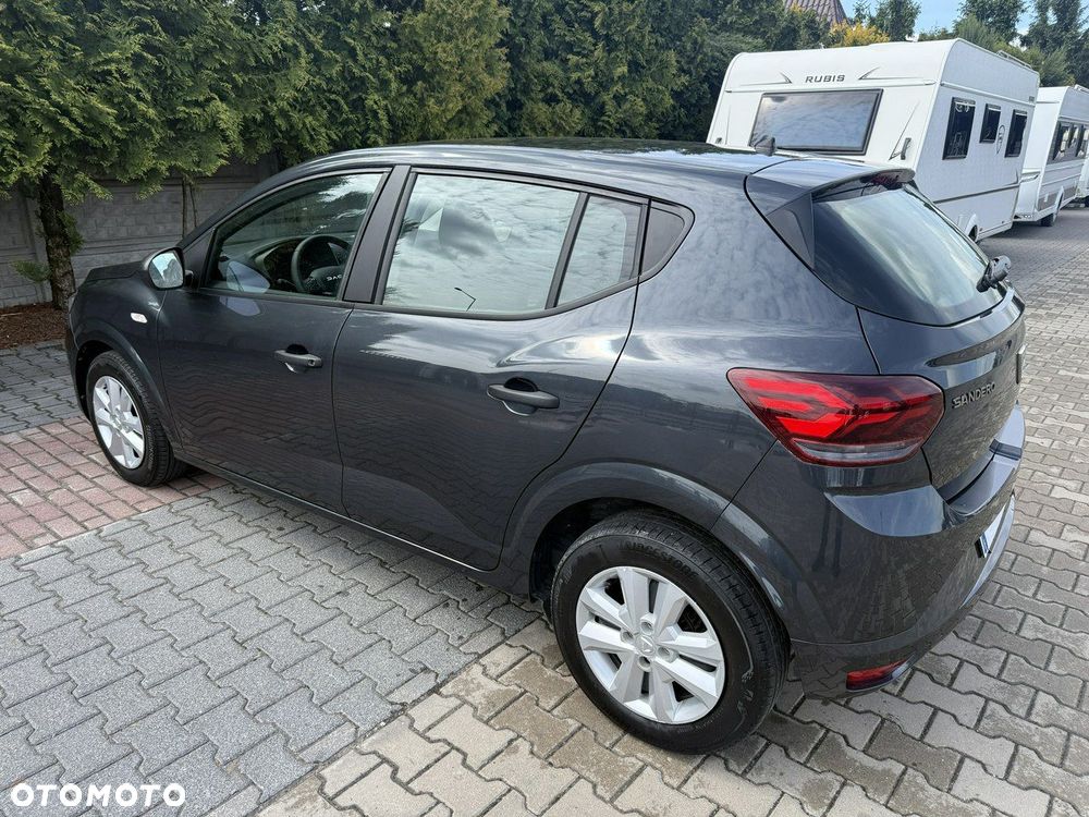 Dacia Sandero - 4