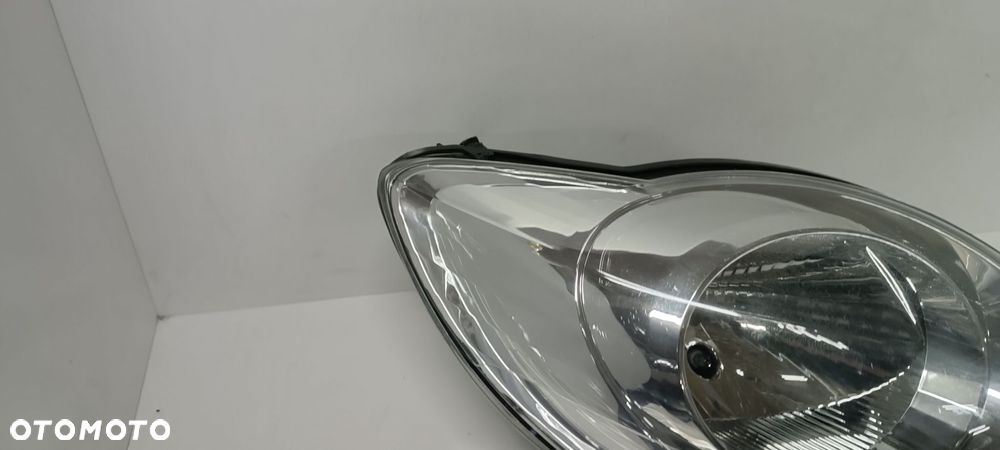 PEUGEOT 107 89033104 LAMPA PRZÓD PRZEDNIA LEWA  EUROPA - 4