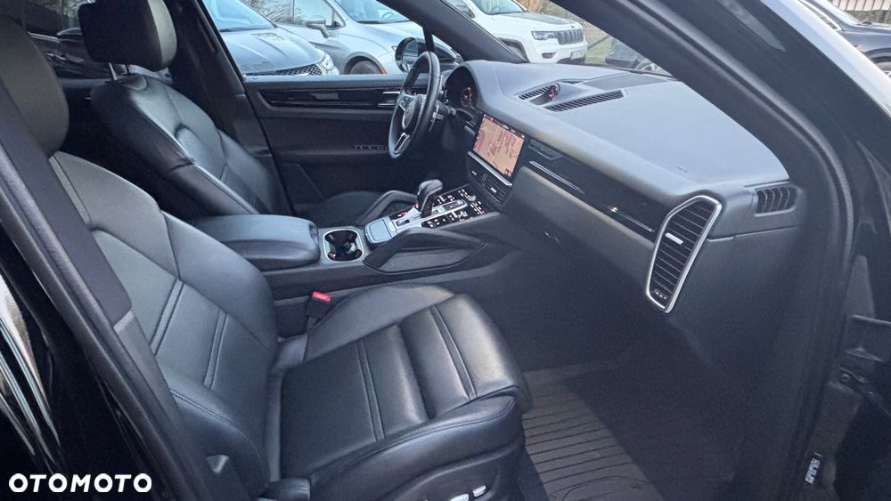 Porsche Cayenne S Platinum Edition - 30