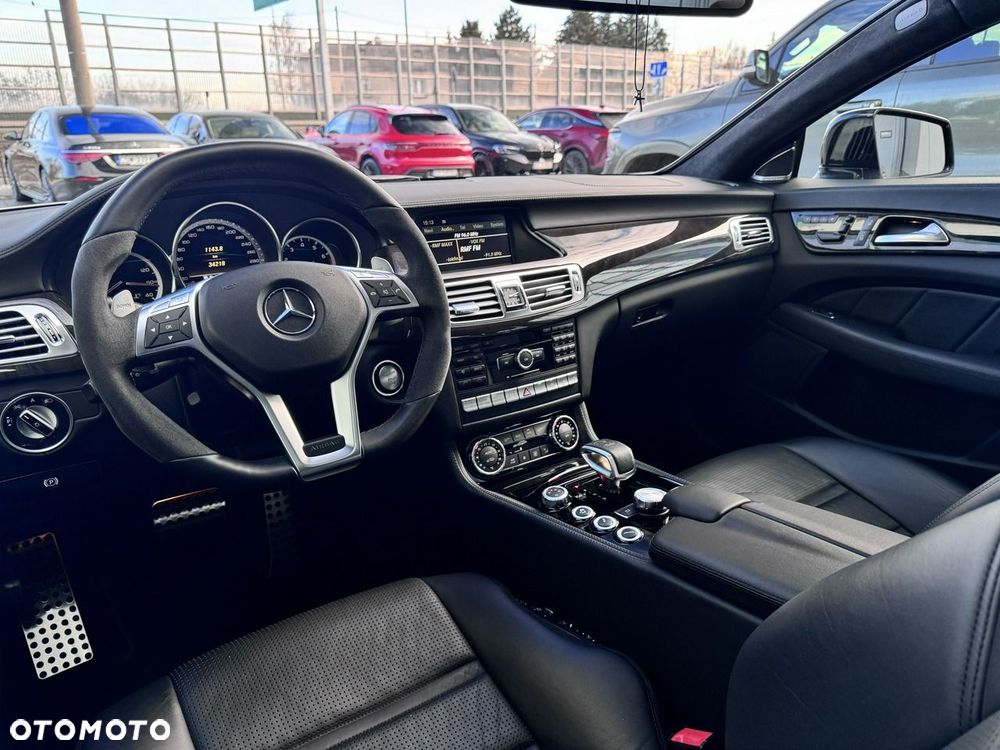 Mercedes-Benz CLS 63 AMG AMG SPEEDSHIFT MCT Performance Plus - 24