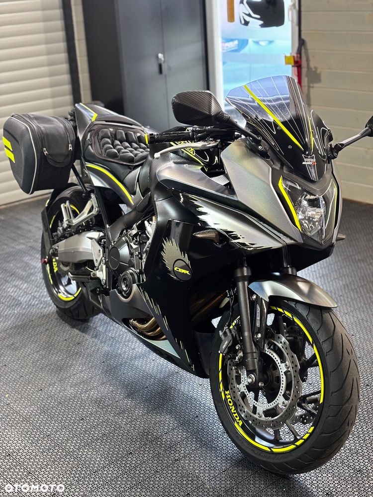Honda CBR - 17