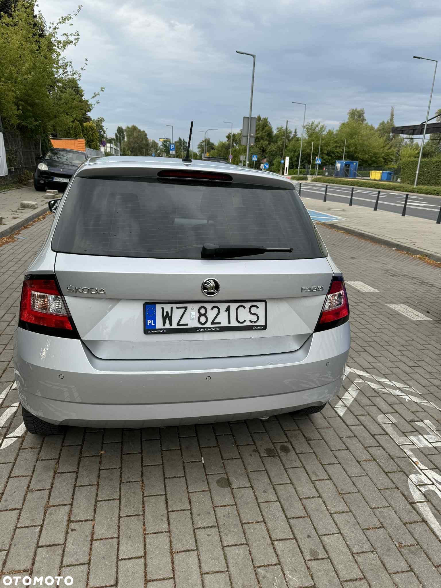 Skoda Fabia 1.0 TSI Active - 2