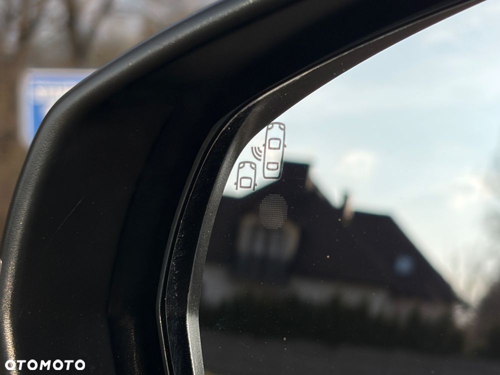 Peugeot 5008 BlueHDi 130 EAT8 Allure Pack - 28