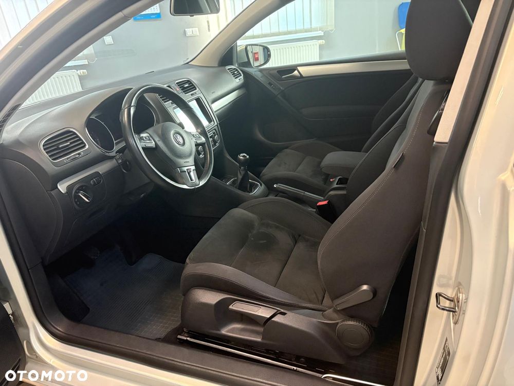 Volkswagen Golf 1.4 TSI Highline - 20