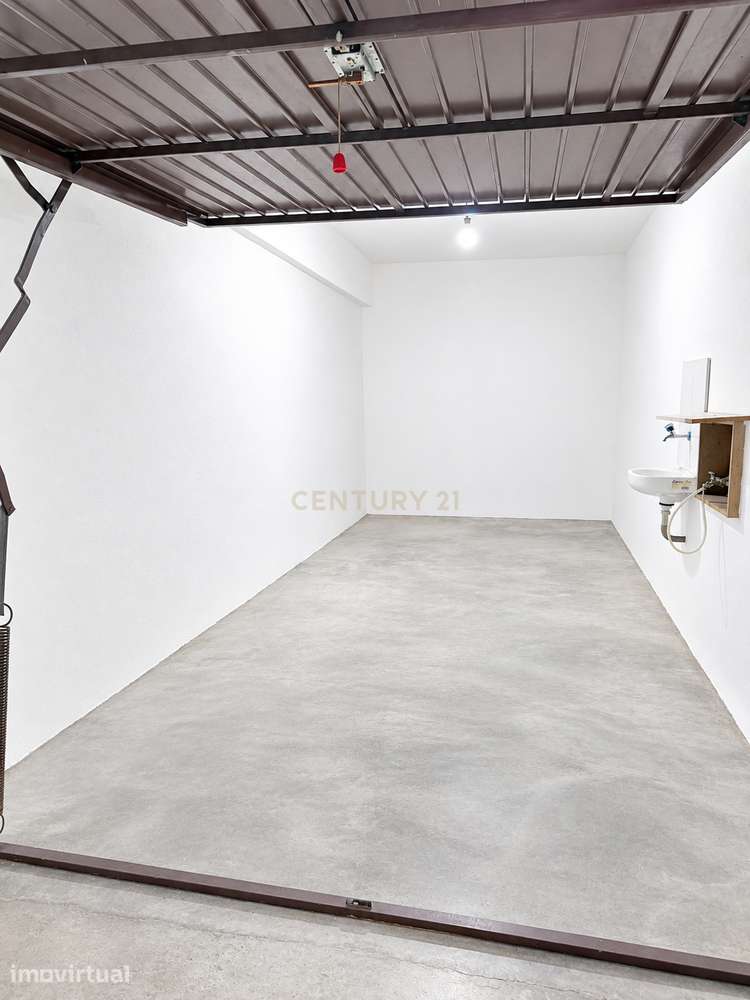 GARAGEM EM SETÚBAL | 16,85 M² | JUNTO AO PARQUE DE VANICELOS E À ACADE - Grande imagem: 3/9