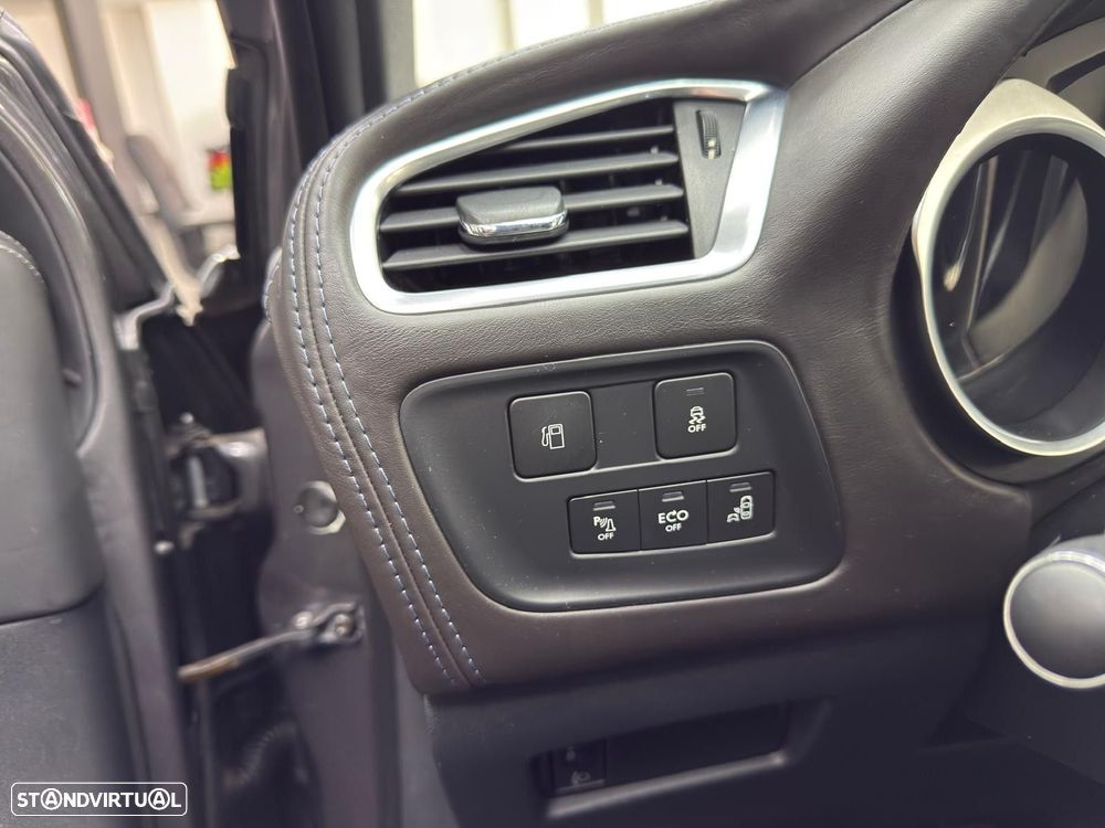 DS DS4 Crossback 2.0 BlueHDi Sport Chic EAT6 - 16