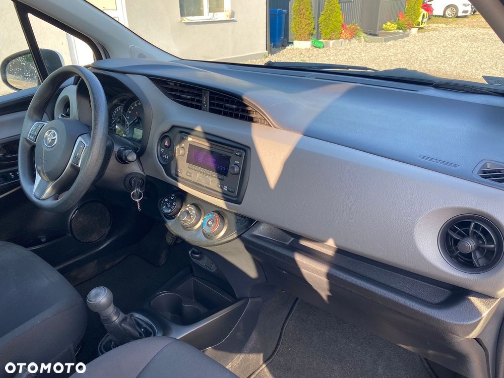 Toyota Yaris 1.0 Active - 22