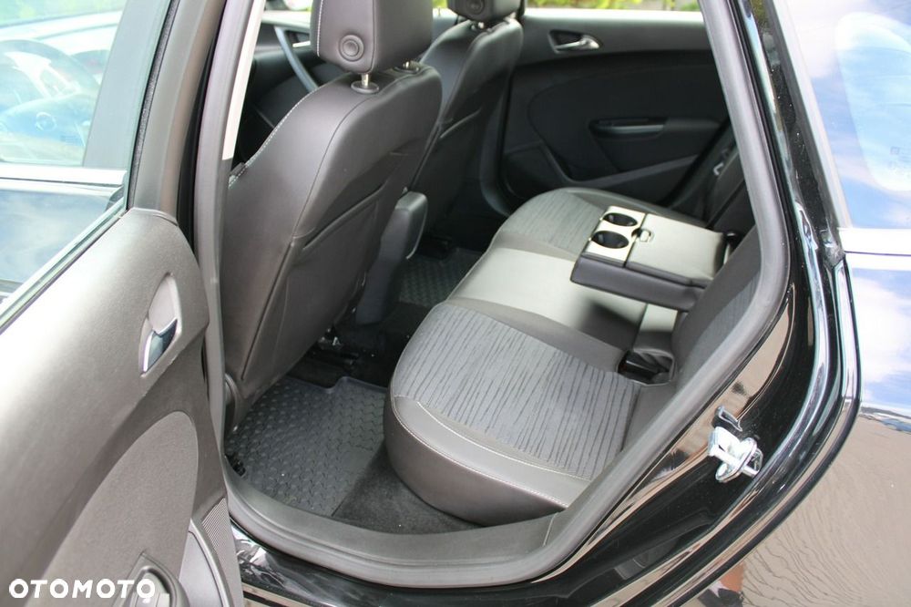 Opel Astra 1.6 Active - 28
