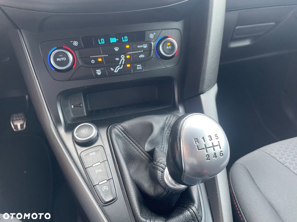 Ford Focus - 31