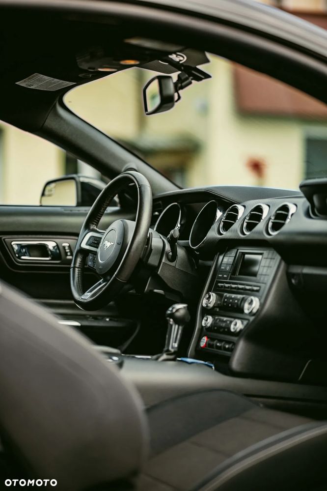 Ford Mustang 3.7 V6 - 21
