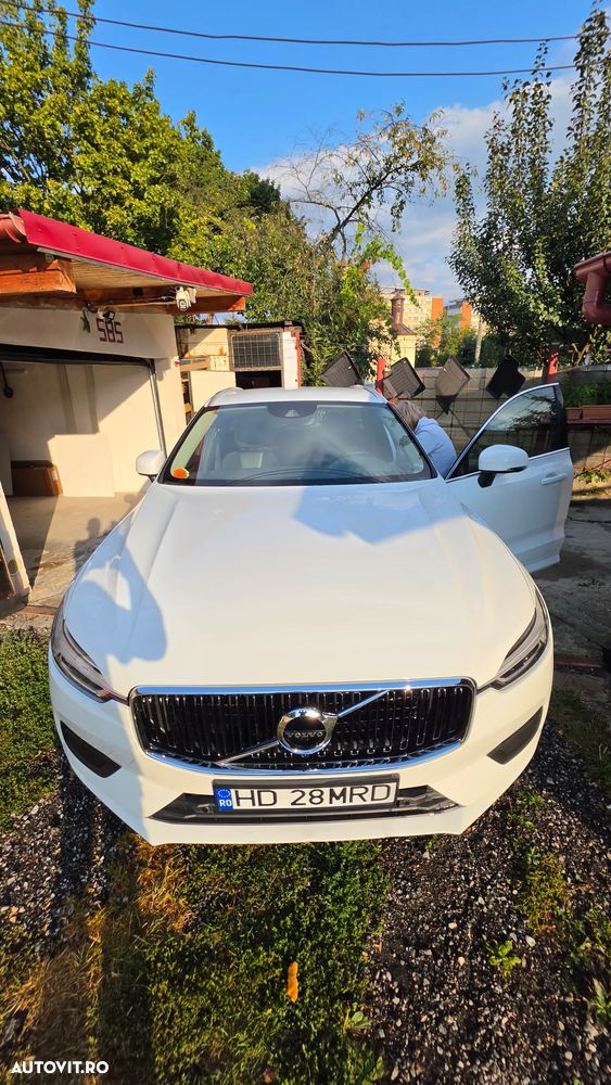 Volvo XC 60 B4 D AWD Geartronic Momentum - 1