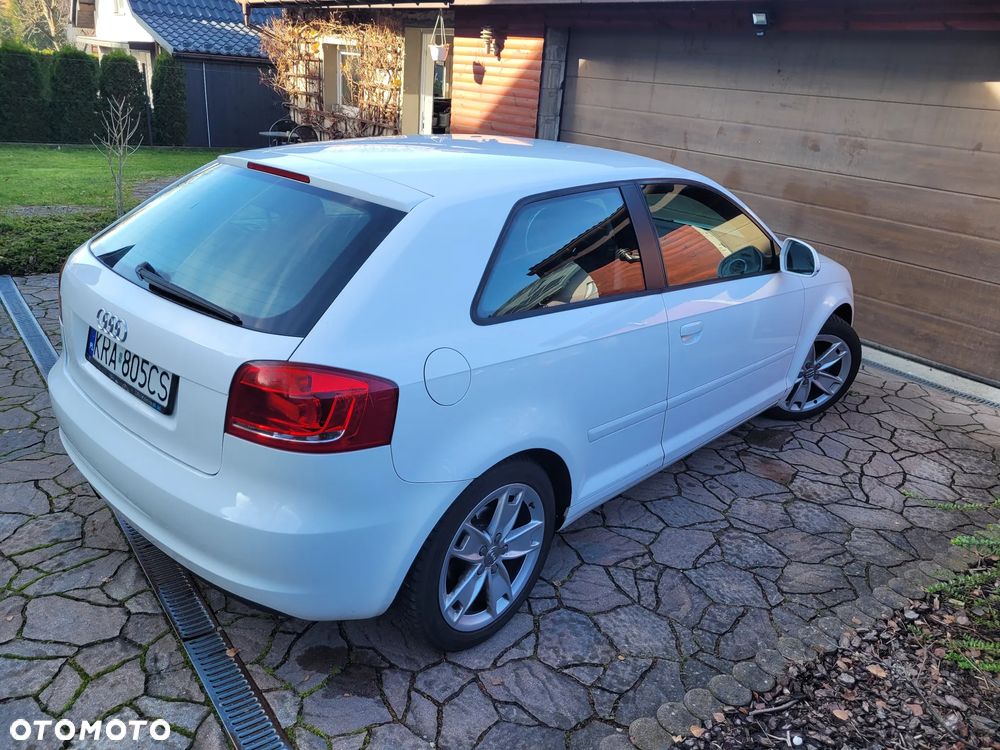 Audi A3 3-drzwiowe 1.4T FSI Attraction - 3