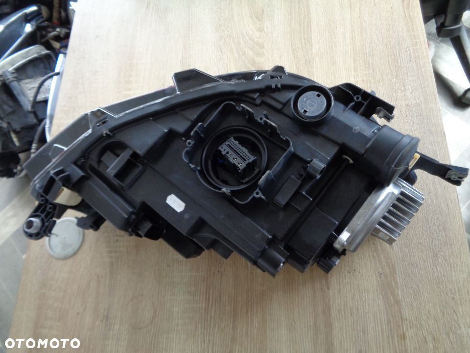 VW T-CROSS LAMPA LEWA PRZÓD EUROPA - 4