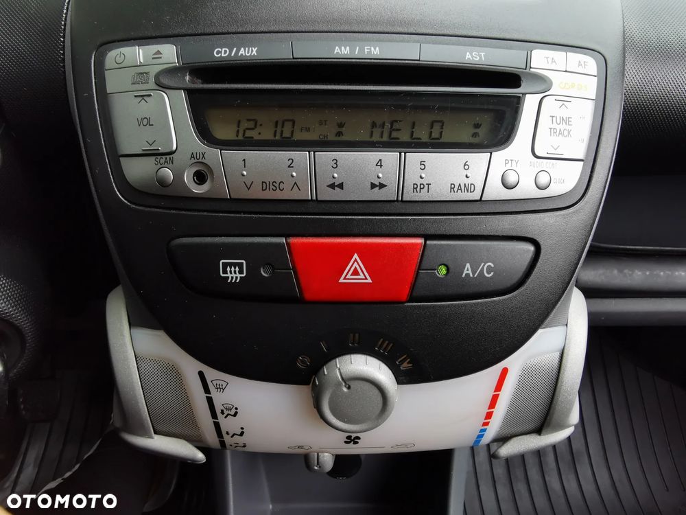 Toyota Aygo Cool&Go - 14