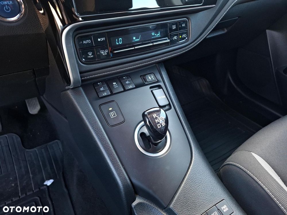 Toyota Auris - 15