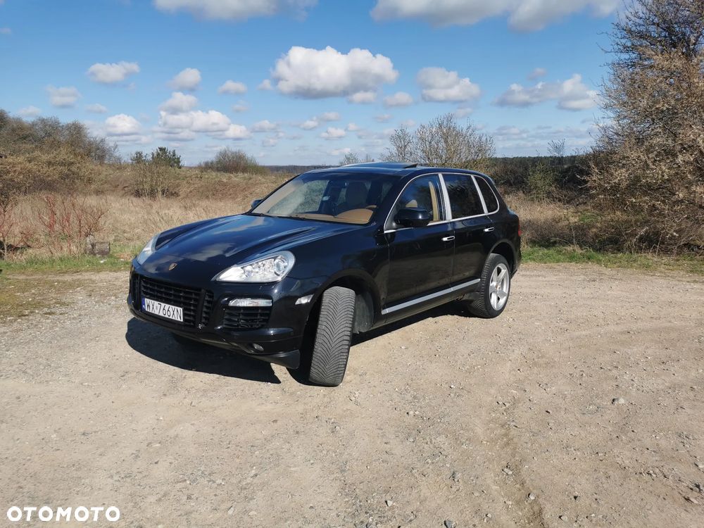 Porsche Cayenne - 12