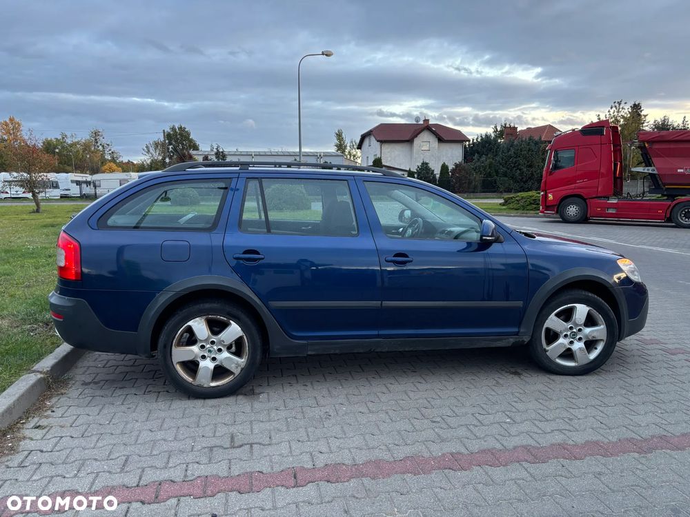 Skoda Octavia 2011 photo 3