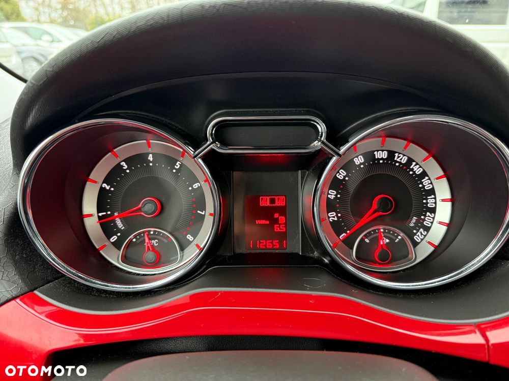 Opel Adam 1.2 Rocks - 24