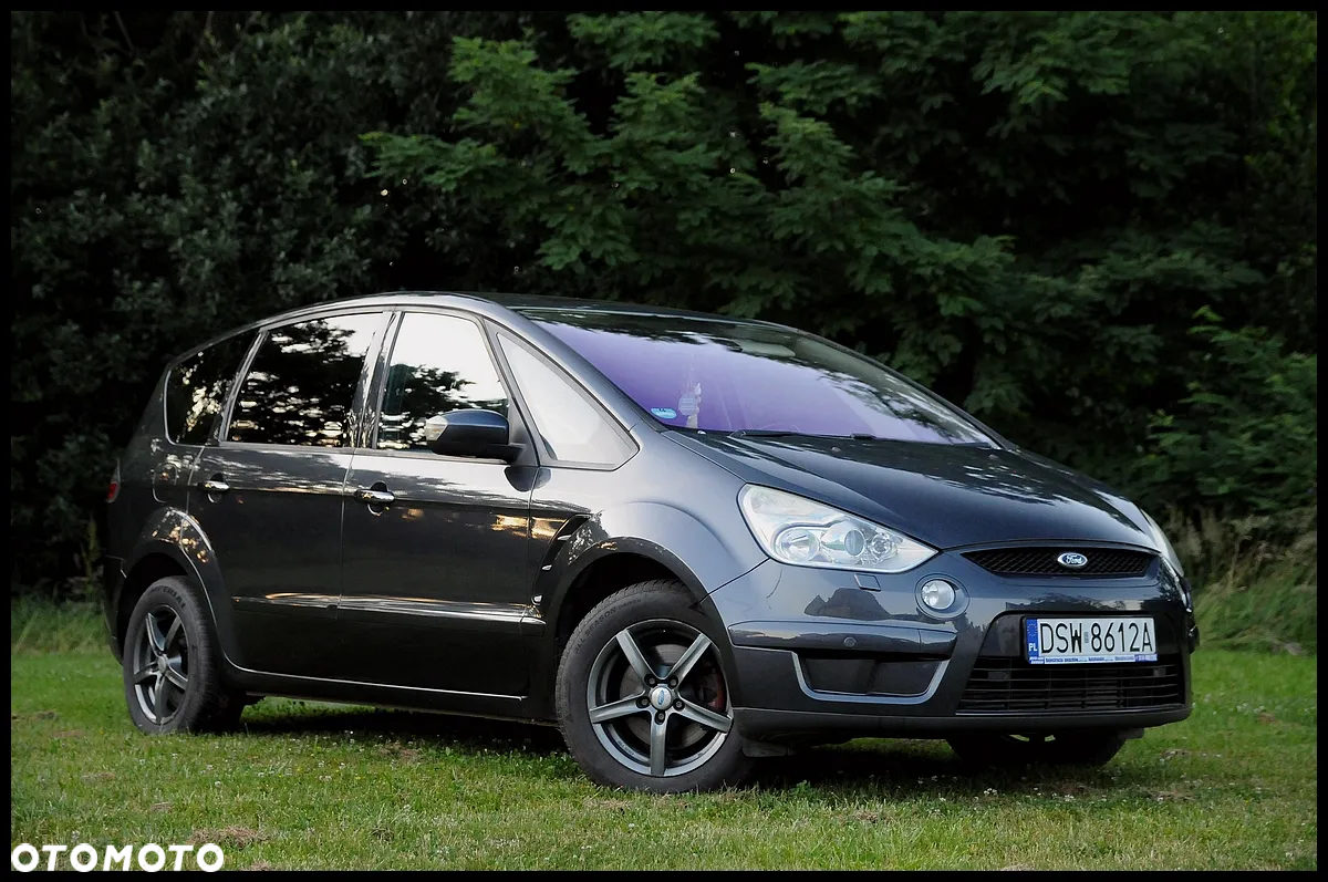 Ford S-Max 2.0 TDCi DPF Titanium - 13