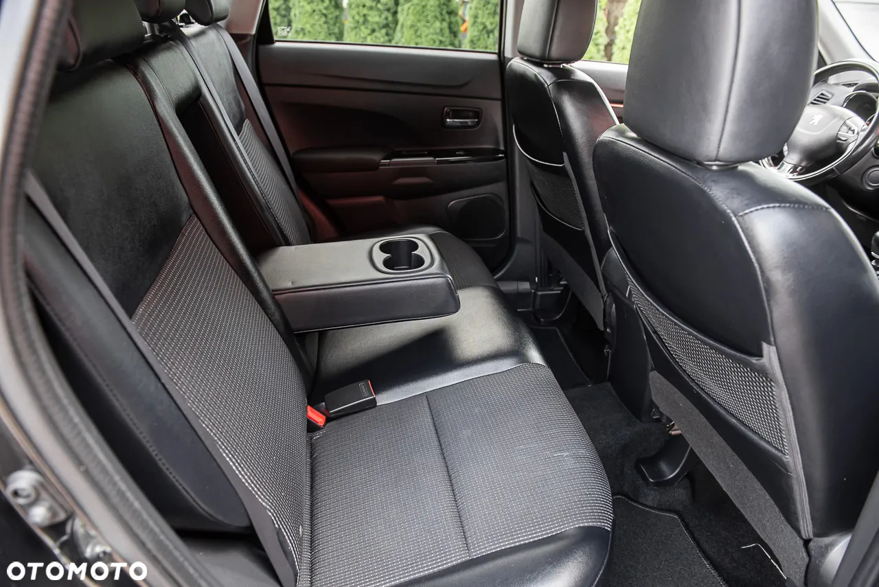 Peugeot 4008 - 31