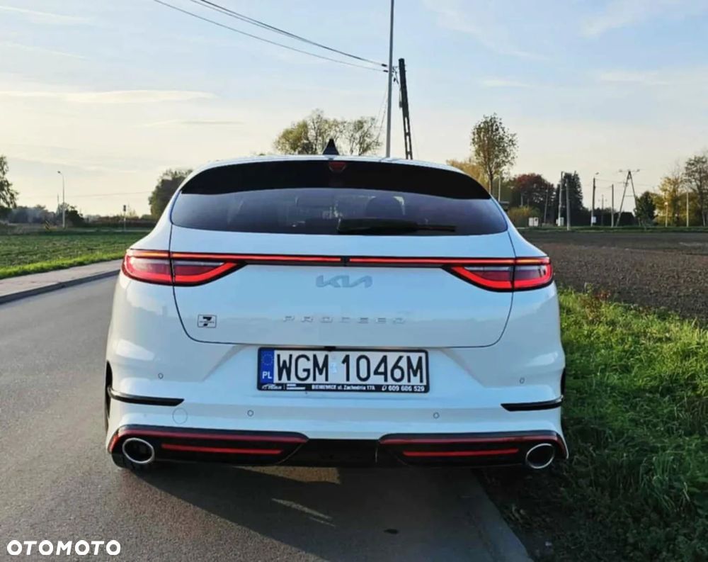 Kia ProCeed 1.6 T-GDI GT DCT - 4