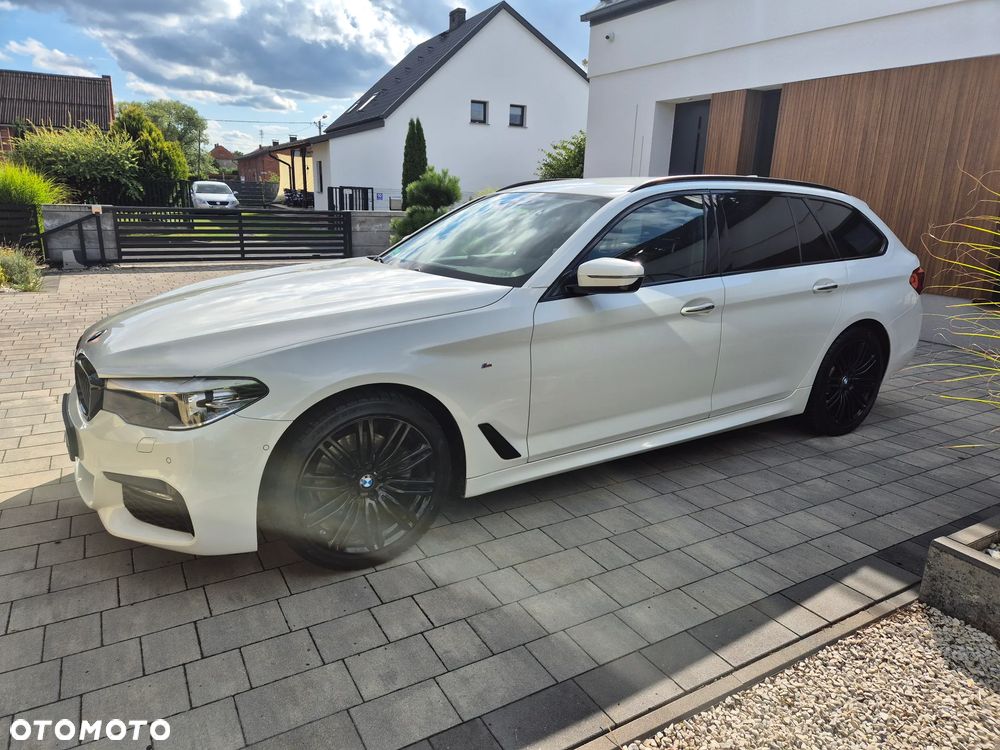 BMW Seria 5 520d xDrive M Sport sport - 3
