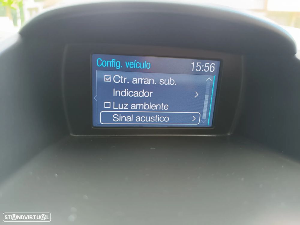 Ford Fiesta 1.5 TDCi Titanium - 42