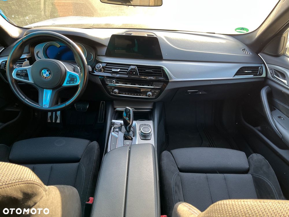 BMW Seria 5 530d M Sport sport - 6