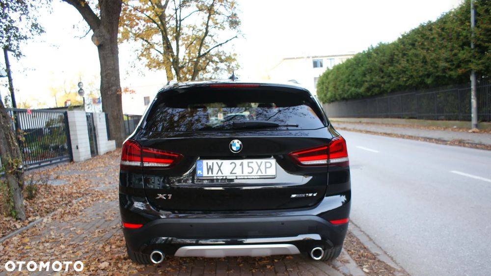 BMW X1 xDrive18d Business Edition - 18