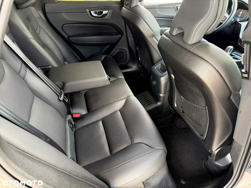 Volvo XC 60 - 29