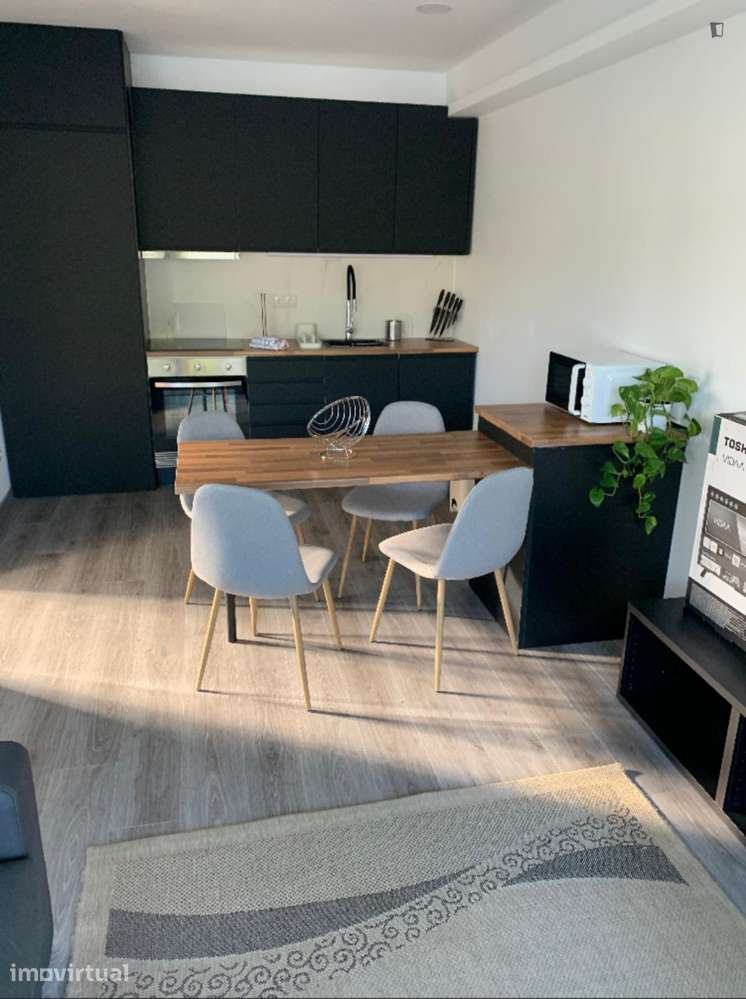 Apartamento com 1 quartos - localizado em Paranhos Porto - Grande imagem: 5/10