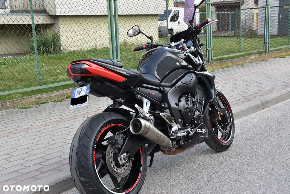 Yamaha FZ - 4