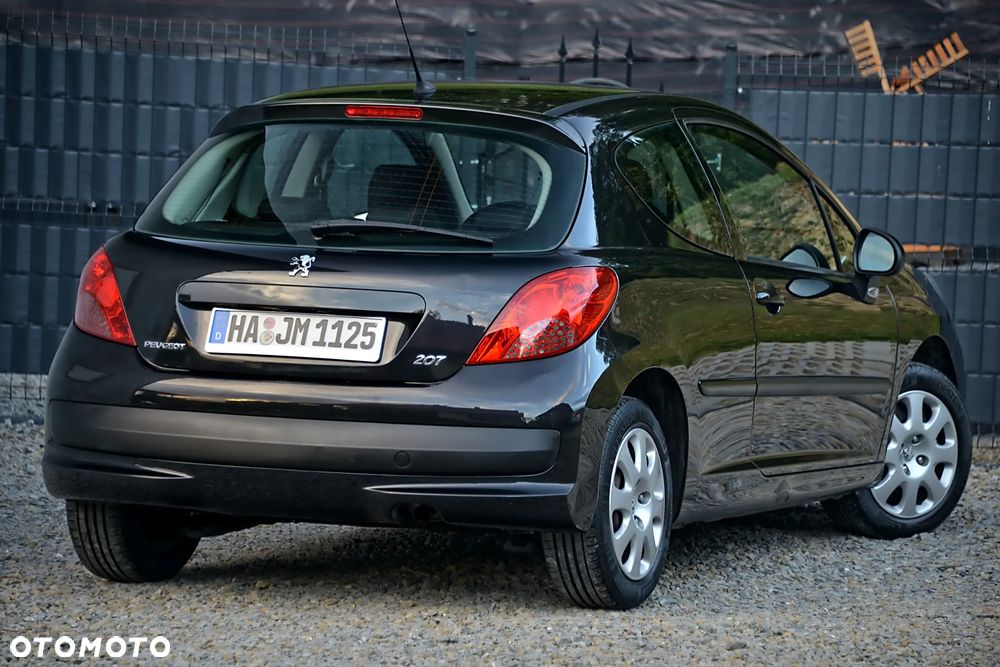 Peugeot 207 - 6