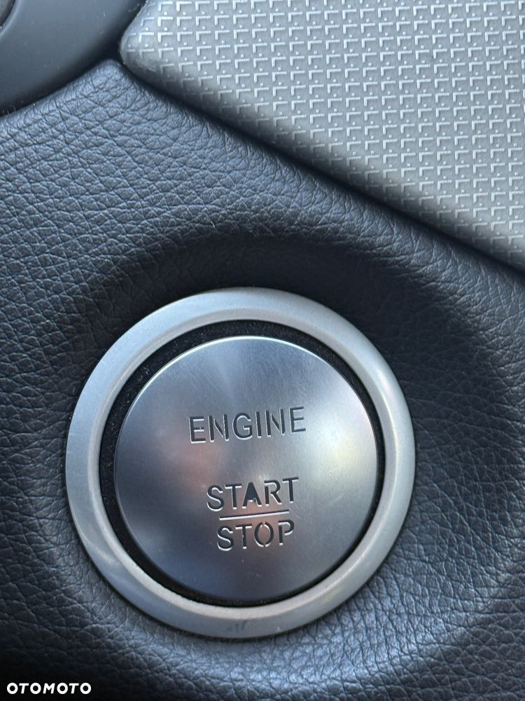 Mercedes-Benz CLA 200 Urban - 33