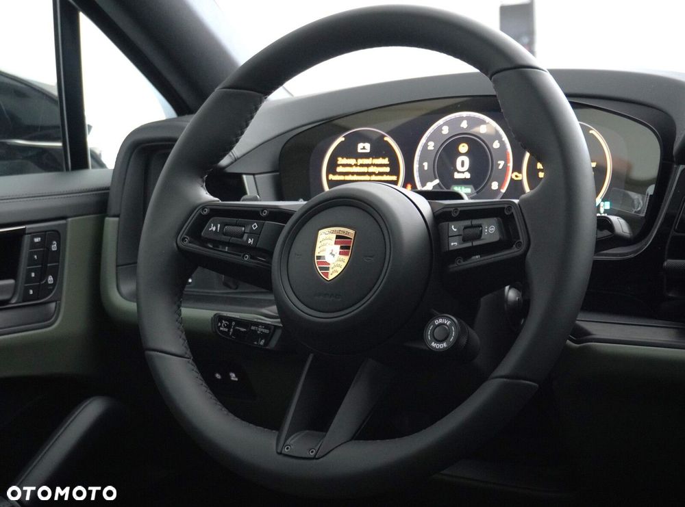 Porsche Cayenne E-Hybrid PHEV Black Edition - 38