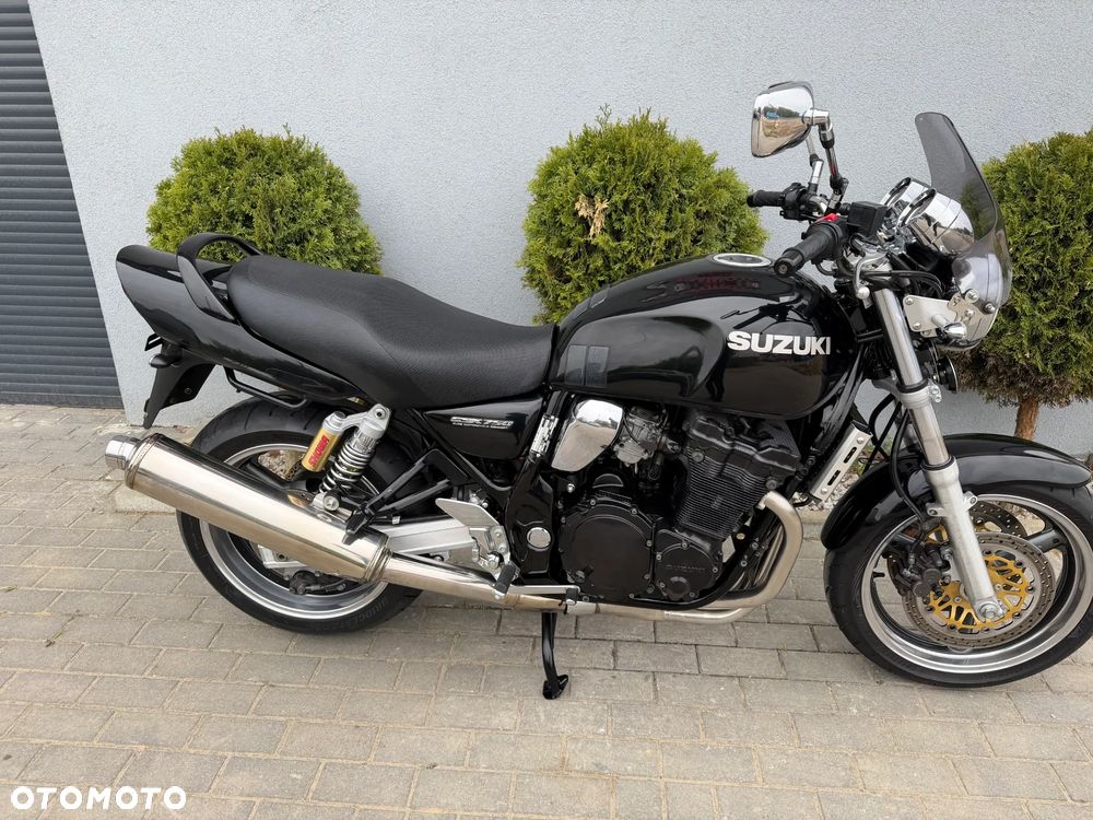 Suzuki GSX - 15