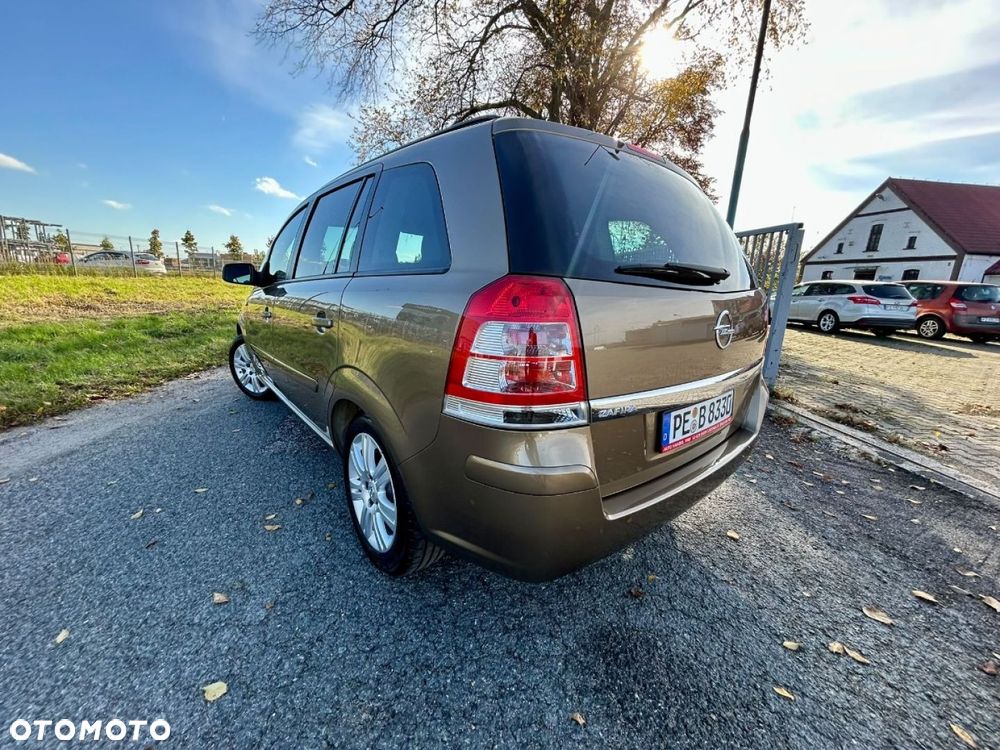 Opel Zafira - 21
